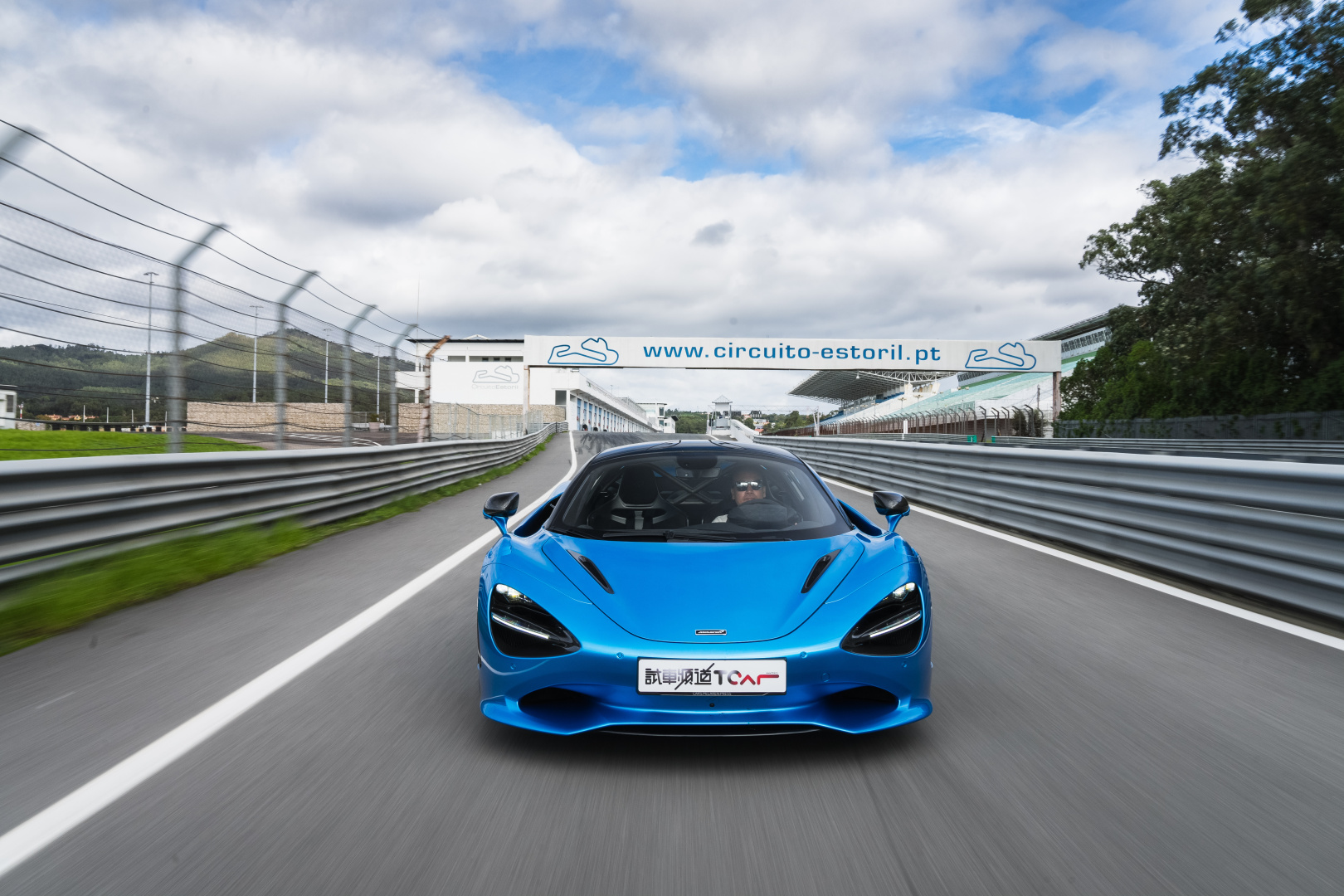 SMALL_McLaren_750S_TheDrive-1322